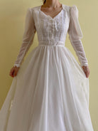 1970s Romantic Lamb Leg Sleeve Lace Dress - White | VintageMist