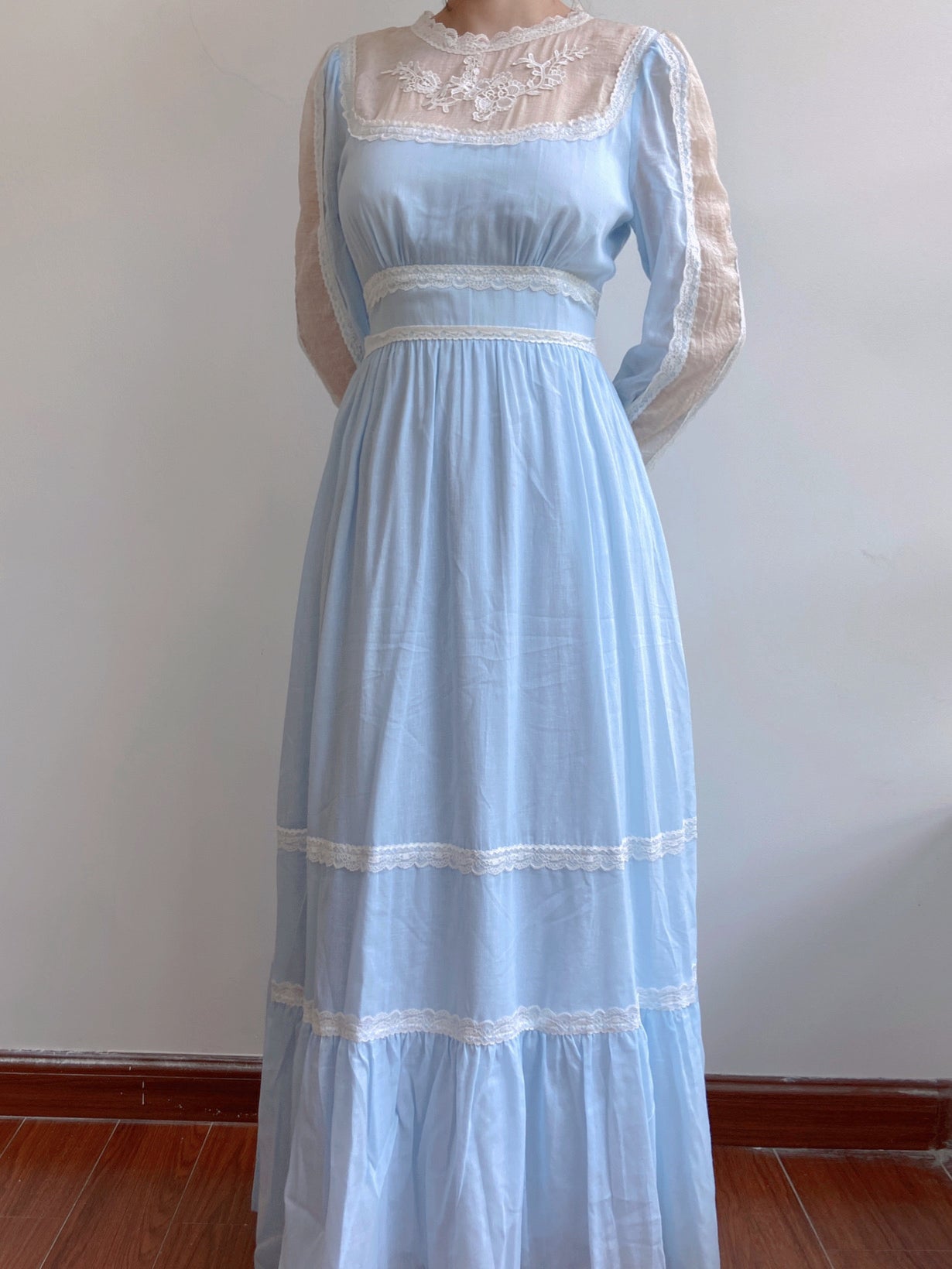Floral Embroidery Princesscore Maxi Dress - Blue | VintageMist