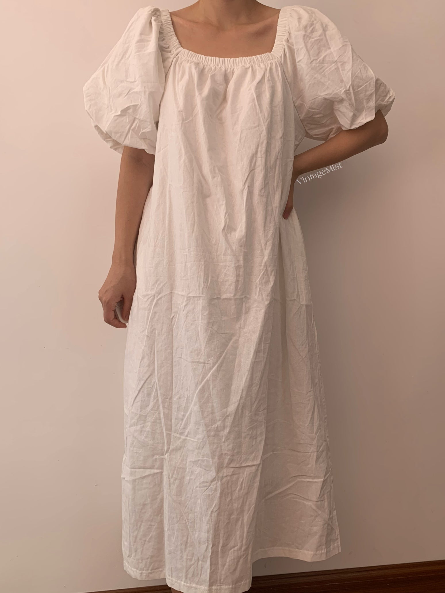 Women's Puff Sleeve Simple Dress - White | VintageMist