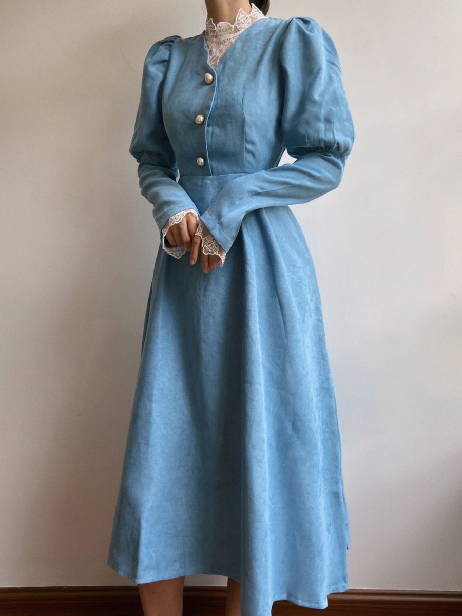 Lamb Sleeve Lace Midi Dress