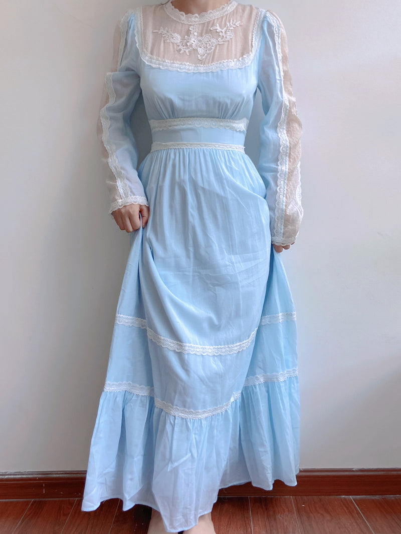 Floral Embroidery Princesscore Maxi Dress - Blue | Vintage Mist
