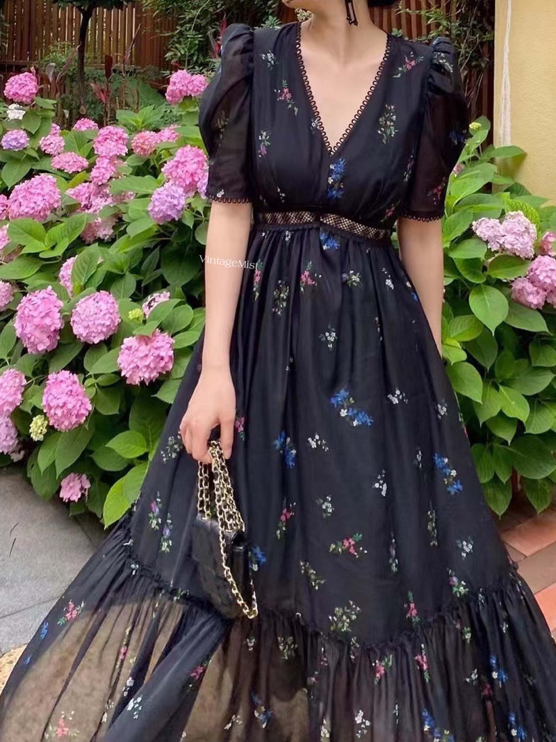 V-neck Floral Retro Puff Sleeve Dress - Black | VintageMist_