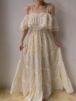 Vintage Floral Ruffled Lace Strap Maxi Dress - Beige | VintageMist_
