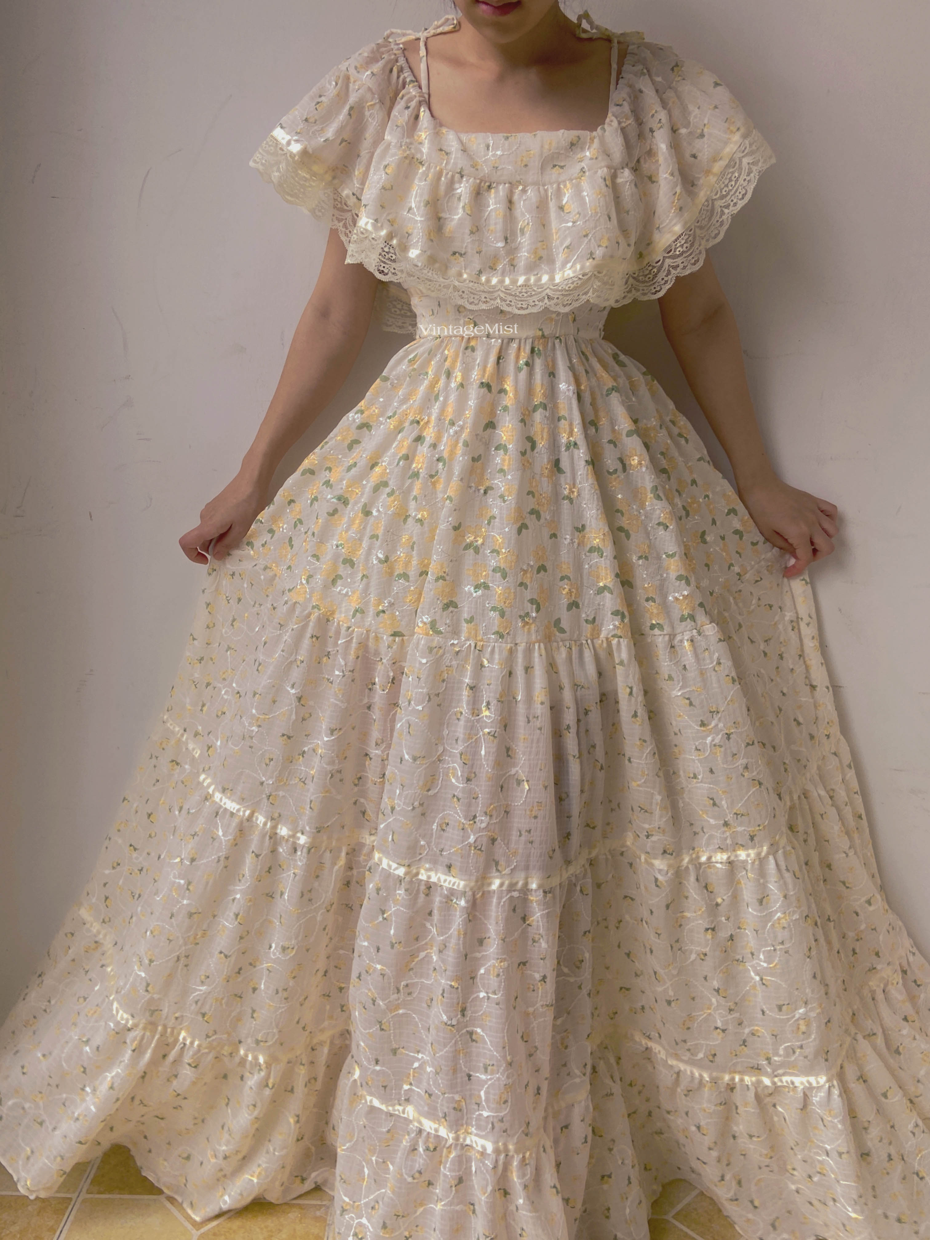 Vintage Floral Ruffled Lace Maxi Dress - Beige | VintageMist