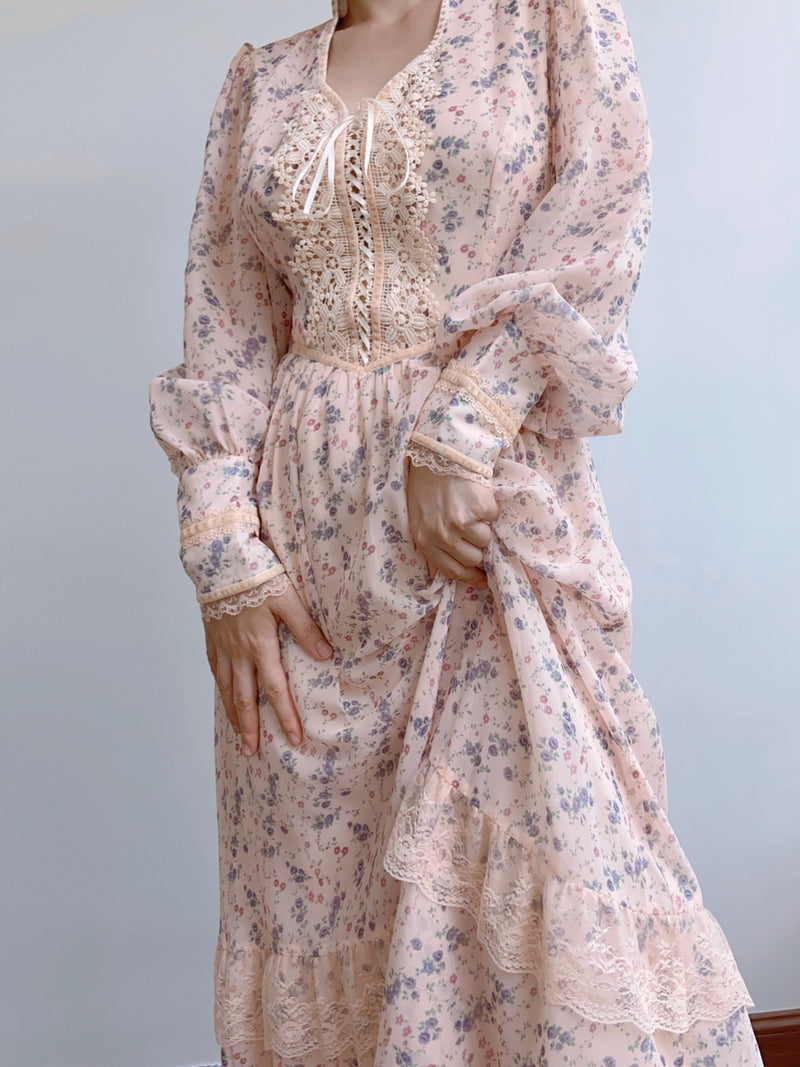 Floral Vampire Neck Long Sleeve Dress | VintageMist