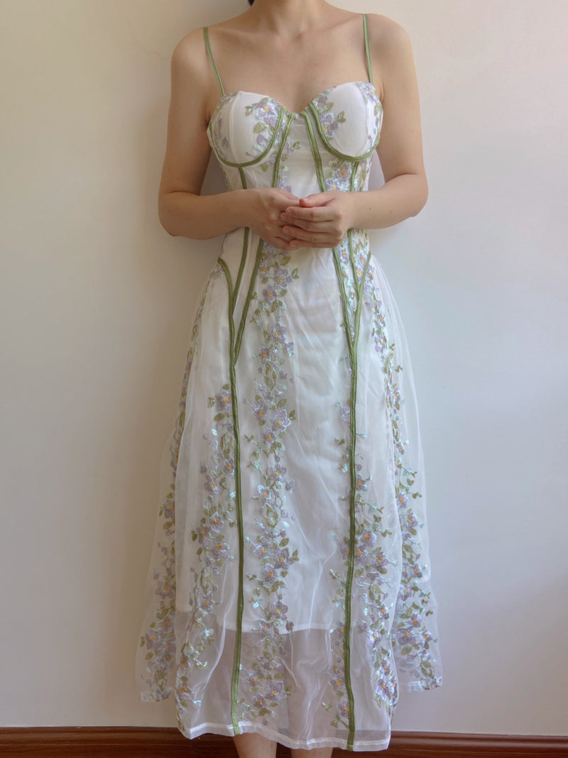 Strap Square Collar Embroidery Flower Dress - Green | Vintage Mist