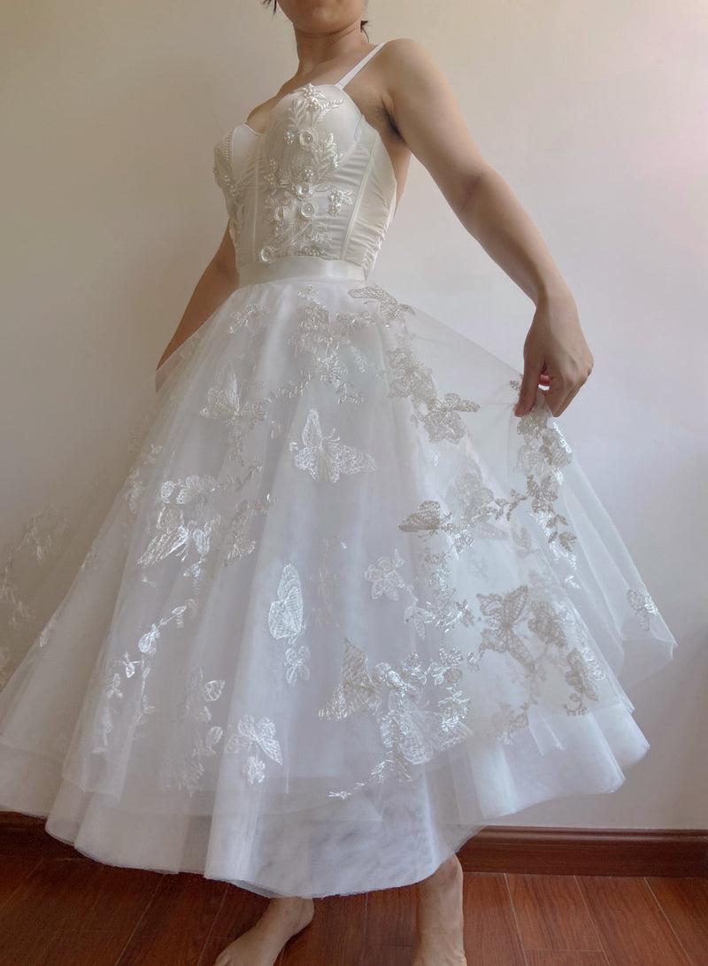 A Line Butterfly Mesh Midi Skirt - White | VintageMist