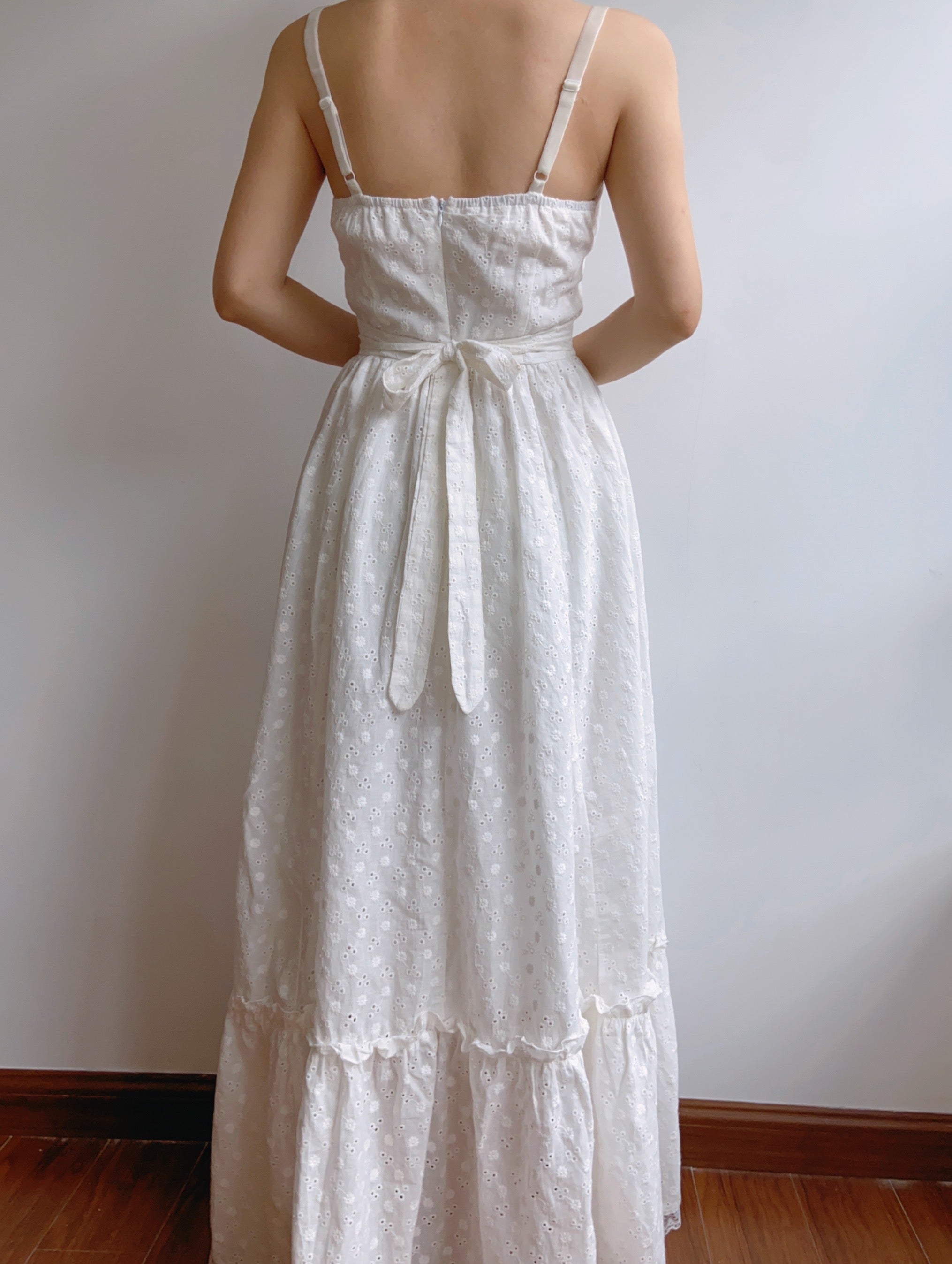 Eyelet Floral Runaway Eyelet Dress - Lvory | VintageMist