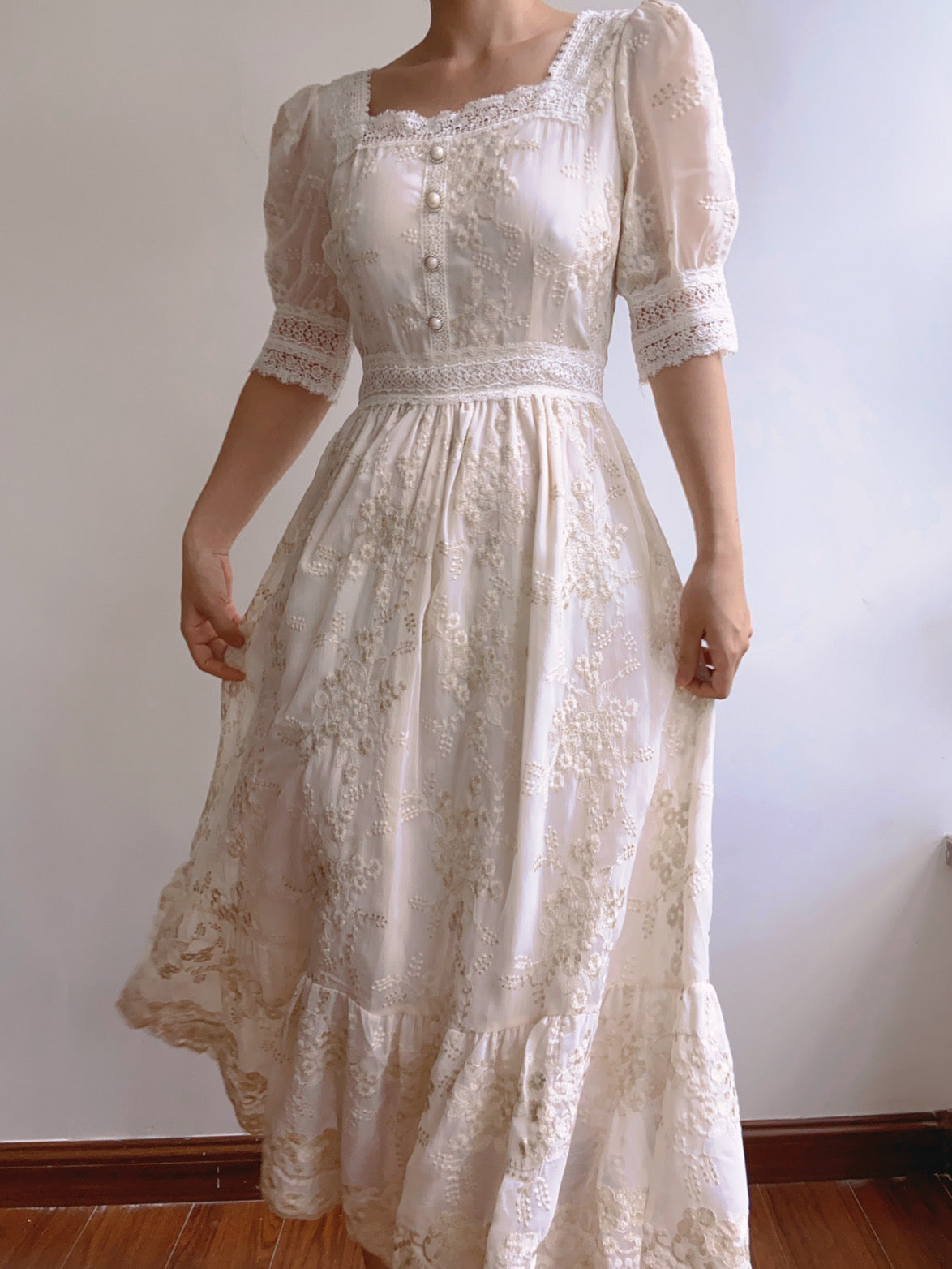 Square Neck Half Sleeve Lace Flower Dress | VintageMist_