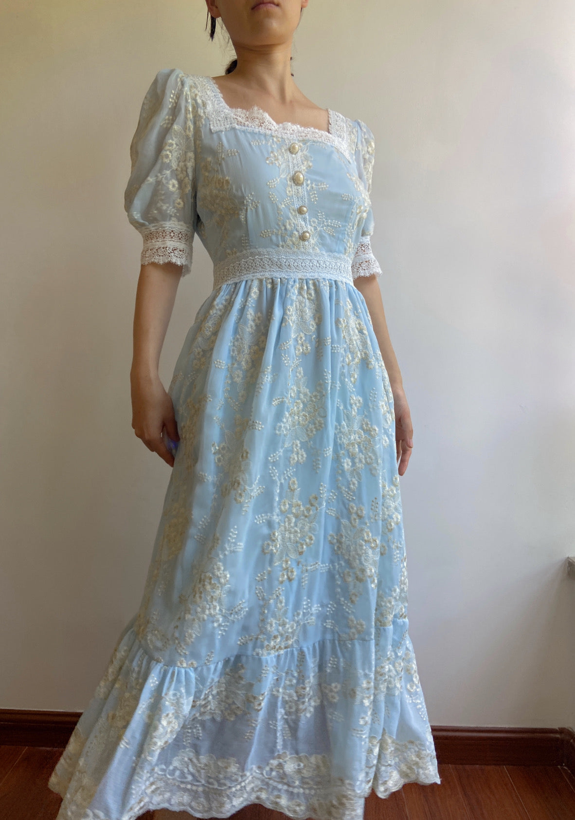 Square Neck Half Sleeve Lace Flower Dress | VintageMist_