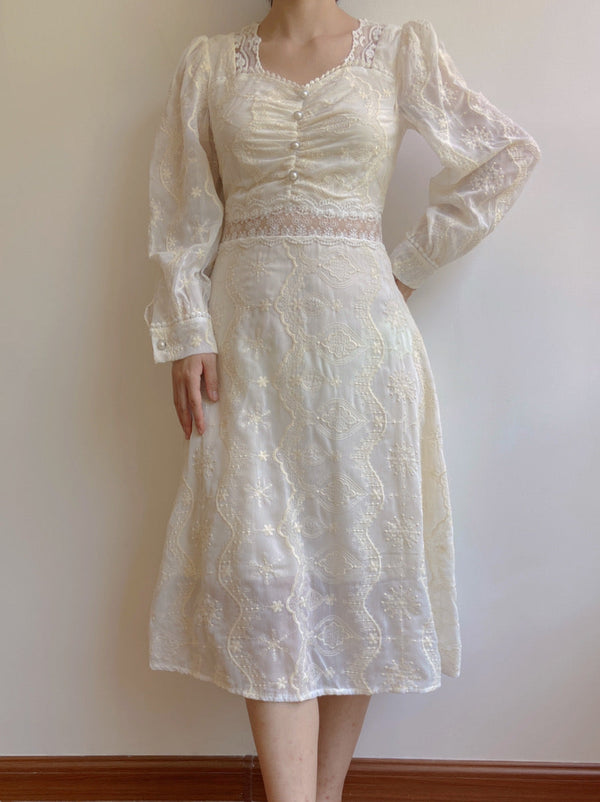 Floral Lace Embroidery Puff Sleeve Midi Dress | VintageMist
